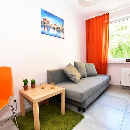 City Central Hostel Laciarska Wrocław Eksteriør bilde