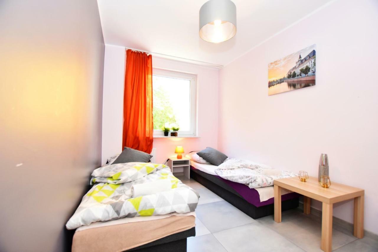 City Central Hostel Laciarska Wrocław Eksteriør bilde
