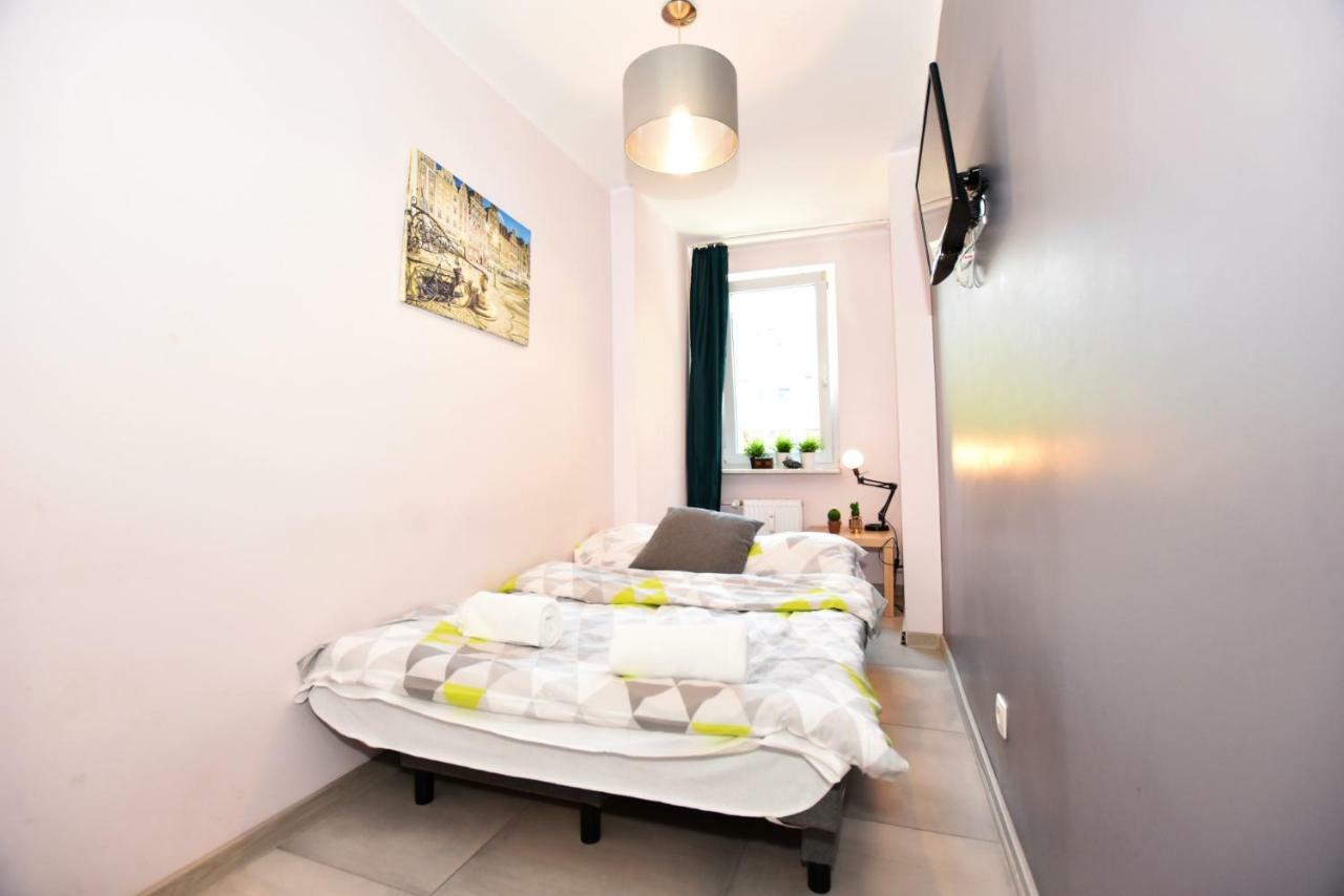 City Central Hostel Laciarska Wrocław Eksteriør bilde